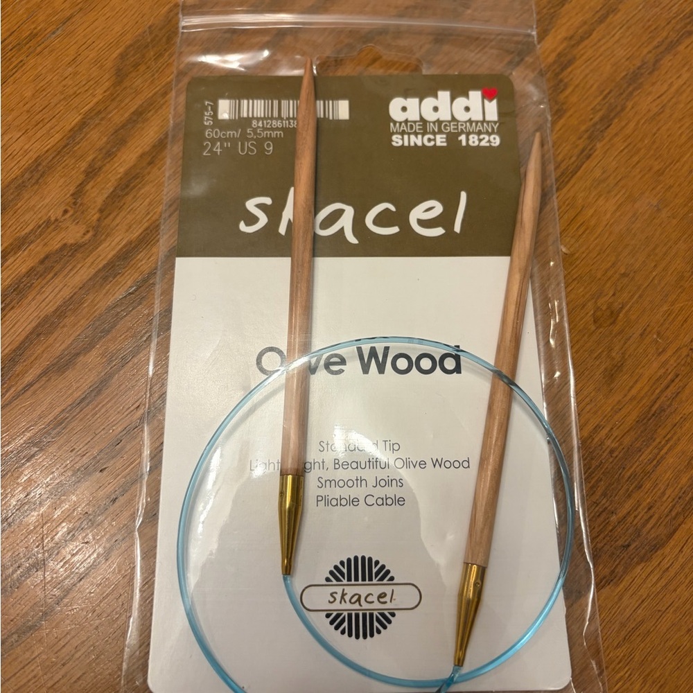 addi Skacel Olive Wood Circular Knitting Needles - Set - Picture 2 of 2
